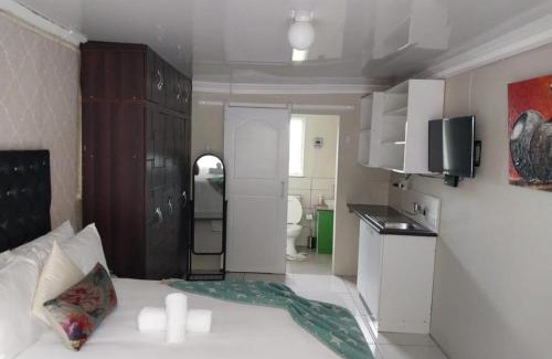 Umtata House | Liyoli Guesthouse