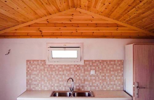 Megalos Prinos Cottage | "Liz & Alex" Cottage