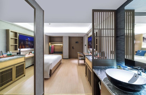 Huangpu Hotel | LIZ International Hotel Guangzhou Olympic Sports Center International Financial City Branch - Free Shuttle Bus to Canton Fair Complex During Canton Fair Period