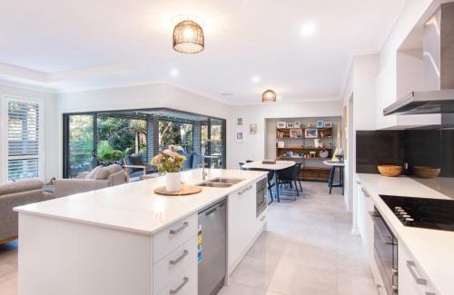 Elizabeth Beach House | Lizzie Bliss