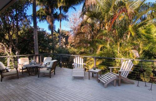 Elizabeth Beach House | Lizzie Bliss