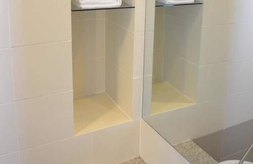 Kanchanaburi Hotel | LKP Apartment