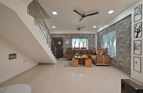 Malavli Villa | ll EMPYREAN STAY ll AIRAWAT VILLA ll 2BHK ll AC ll PRIVATE POOL ll WIFI ll