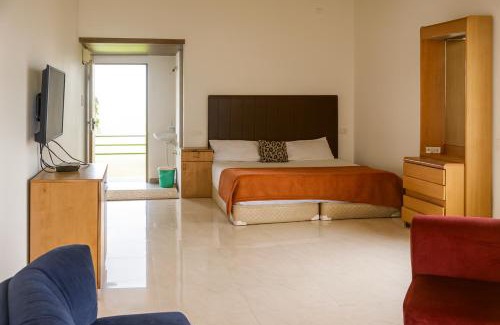 Satara Ski Chalet | ll EMPYREAN STAY ll KAS ll