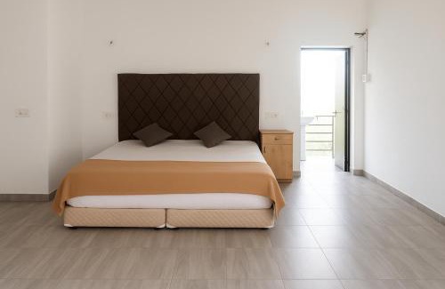 Satara Ski Chalet | ll EMPYREAN STAY ll KAS ll