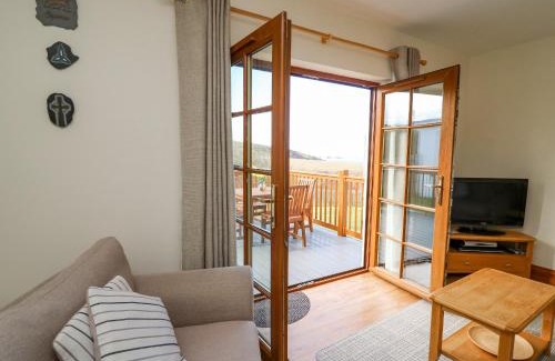Mwnt House | Llaethdy