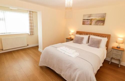 Llangefni Apartment | Llain Mai