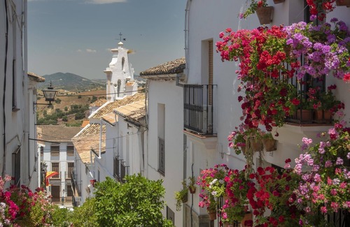 El Gastor Villa | Llanama - Four Bedroom Villa, Sleeps 8