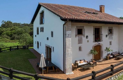 Puertas De Vidiago Cottage | Llanes, 6 double rooms with bathroom