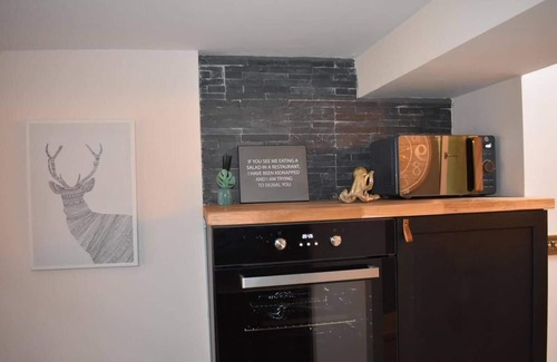 Llansteffan Cottage | Llansteffan 2-bed Cottage, Sleeps 4, Dog Ok