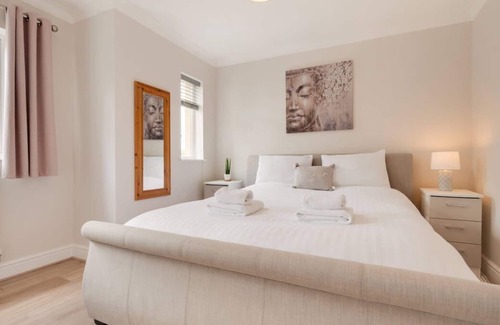 Pentrefelin House | Llety-Cariad in the beautiful Llandeilo