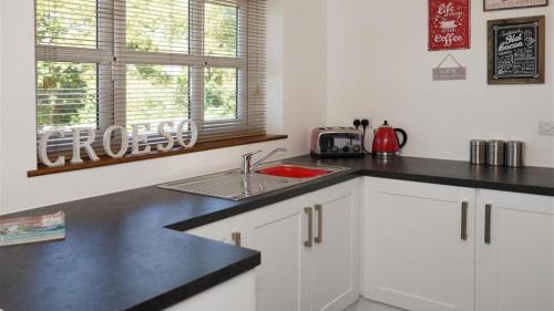 Brynrefail House | Llety'r Adar
