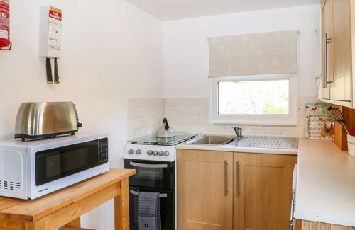 Brynrefail Other | LLETY'R BUGAIL, pet friendly, character holiday cottage in Waunfawr