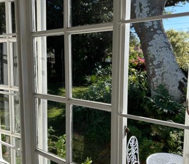 Walmer Apartment | Lloyd Road Cottage