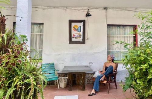Coroico Hotel | Lluvia de oro