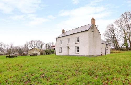 Llandysul House | Llwyncadfor Farm