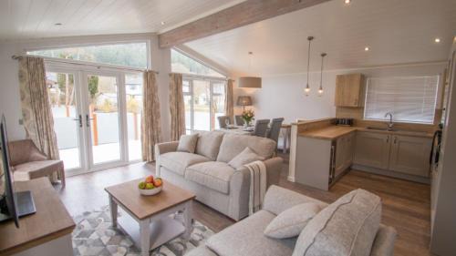 Gwynedd- Snowdonia House | Llyn Padarn Lodge