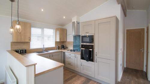 Gwynedd- Snowdonia House | Llyn Padarn Lodge
