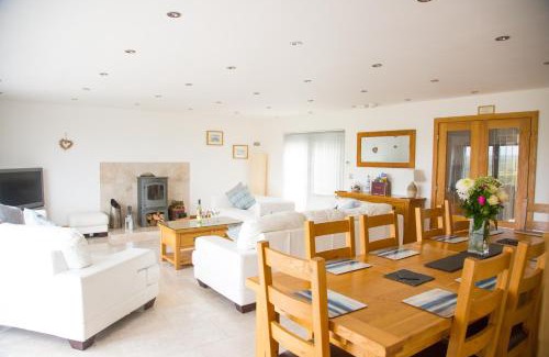 Newport House | Llys-y-Gwynt Newport, Pembrokeshire