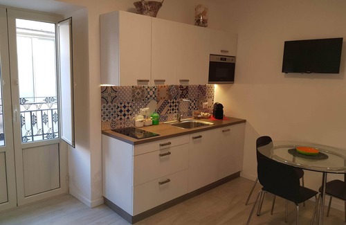 Old Town Apartment | Lo Duca Suite - Cefalù Historical Center