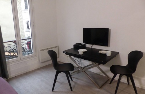 19th Arrondissement Apartment | Lovely flat in Paris 19 near the Buttes Chaumont and the Villette