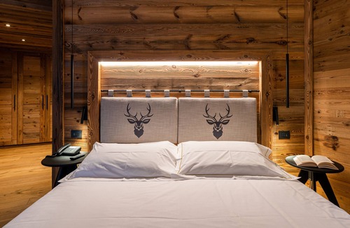 Tache Hotel | Lo Scoiattolo Hotel