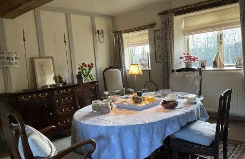 Hollow Meadows Bed & Breakfast | Loadbrook Cottages