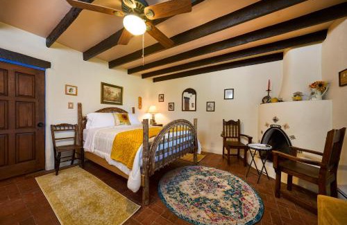 Alamedan Valley Bed & Breakfast | Loba Luna-Come Home To Enchantment