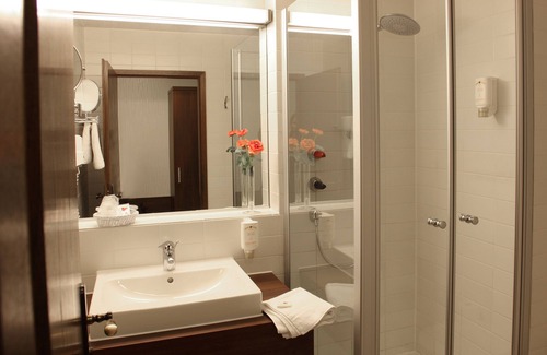 Giengen an der Brenz Hotel | Lobinger Hotel Parkhotel