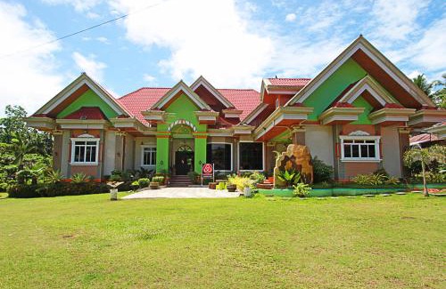 Loboc House | LobocAirbnb Travellers Inn