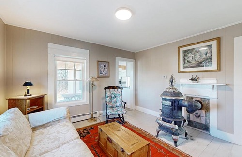 Corea House | Lobster Cove Retreat