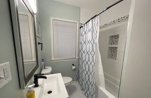St. Paul House | Local Comfort in East St Paul. Very cute and comfortable.