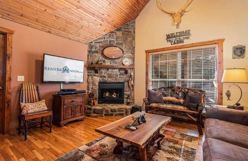 Branson West Cabin | Local Hero Lodge