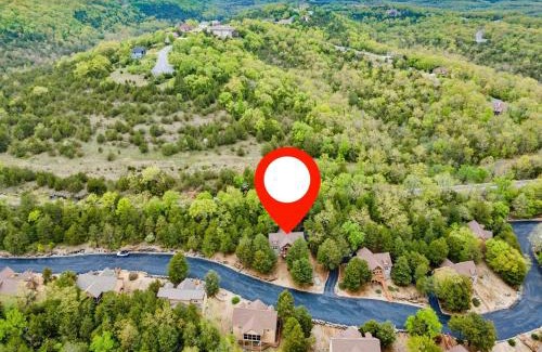 Branson West Cabin | Local Hero Lodge
