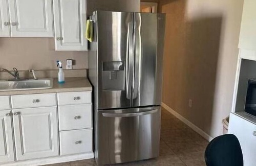 Port Charlotte Apartment | Local quiet stay