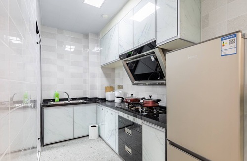 Xiangzhou District Apartment | Locals Boutique Apartment Huafa Plaza 24