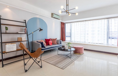 Xiangzhou District Apartment | Locals Boutique Apartment Huafa Plaza 36