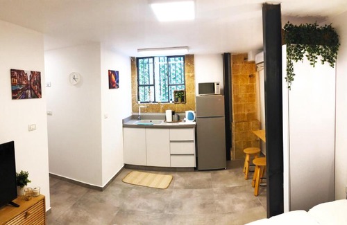 Florentin Apartment | Locals TLV - Herzl Street