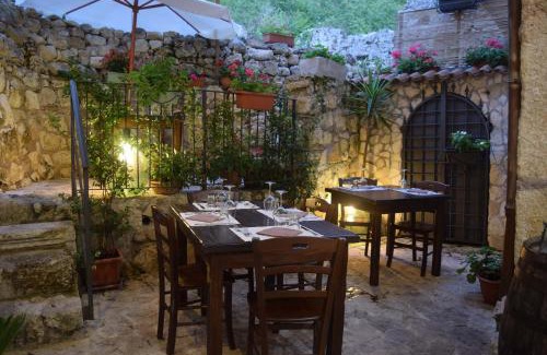 Antrosano House | Locanda Corte Dè Guasconi