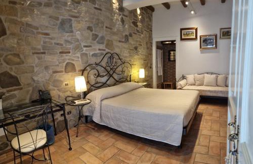 Monteveglio House | Locanda Gli Ulivi