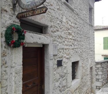 Fumone House | Locanda Il Falco Nero
