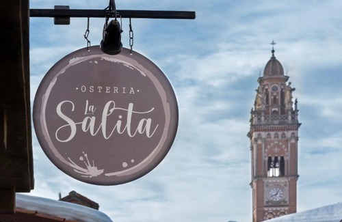 Monforte d'Alba Hotel | LOCANDA LA SALITA