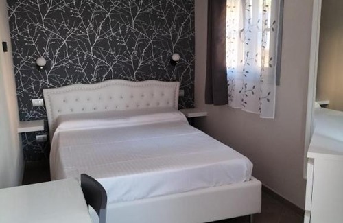 Monforte d'Alba Hotel | LOCANDA LA SALITA