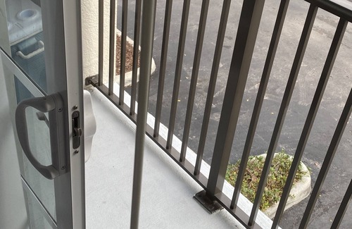 Miramar House | located 10 mins away from hard rock stadium. townhome near outlets and dining