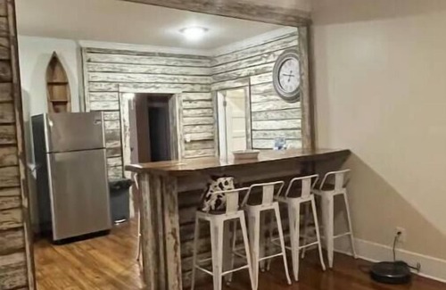 Grenada House | Located 3 miles to Grenada Lake