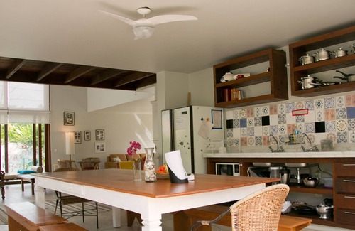 Itamambuca House | Located 80m from the sea. Pool w 20m streak. High ceiling, Sky TV - Wi-Fi