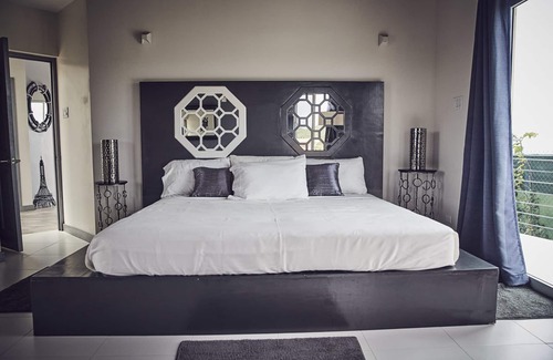 Lancaster House | Located above Royal Westmoreland, La Maison Michelle provides an unforgettable experience.
