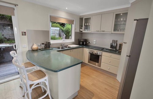 Metung House | Located along the beautiful Metung foreshore walks