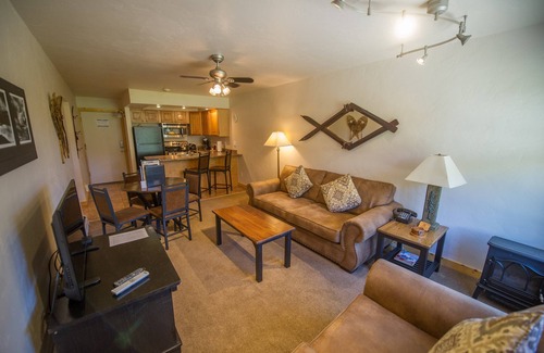 Historic District Apartment | Located at the base of the magnificent Mt. Quandary
