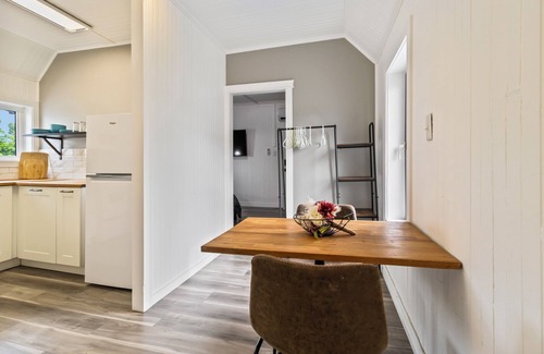 Shediac Apartment | Located behind an amazing Ice cream shop & restaurant, our space is perfect anyone visiting Shediac!